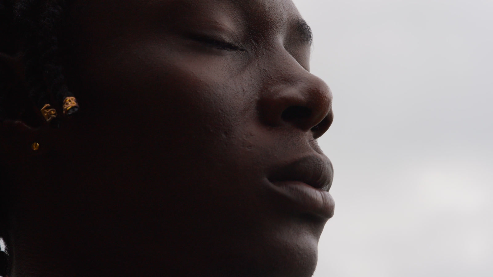Original footage before PoreFect, profile close-up